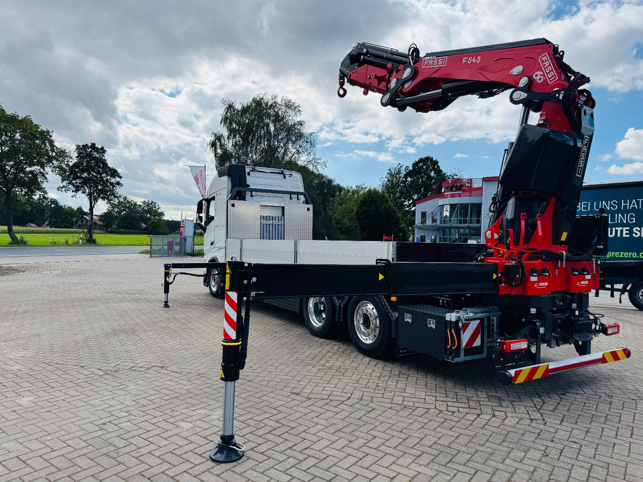 Volvo FH 540 6x2 Container Fassi F545 Heck - Platós teherautó, Darus autó: 2 kép. Volvo FH 540 6x2 Container Fassi F545 Heck - Platós teherautó, Darus autó: 2 kép.