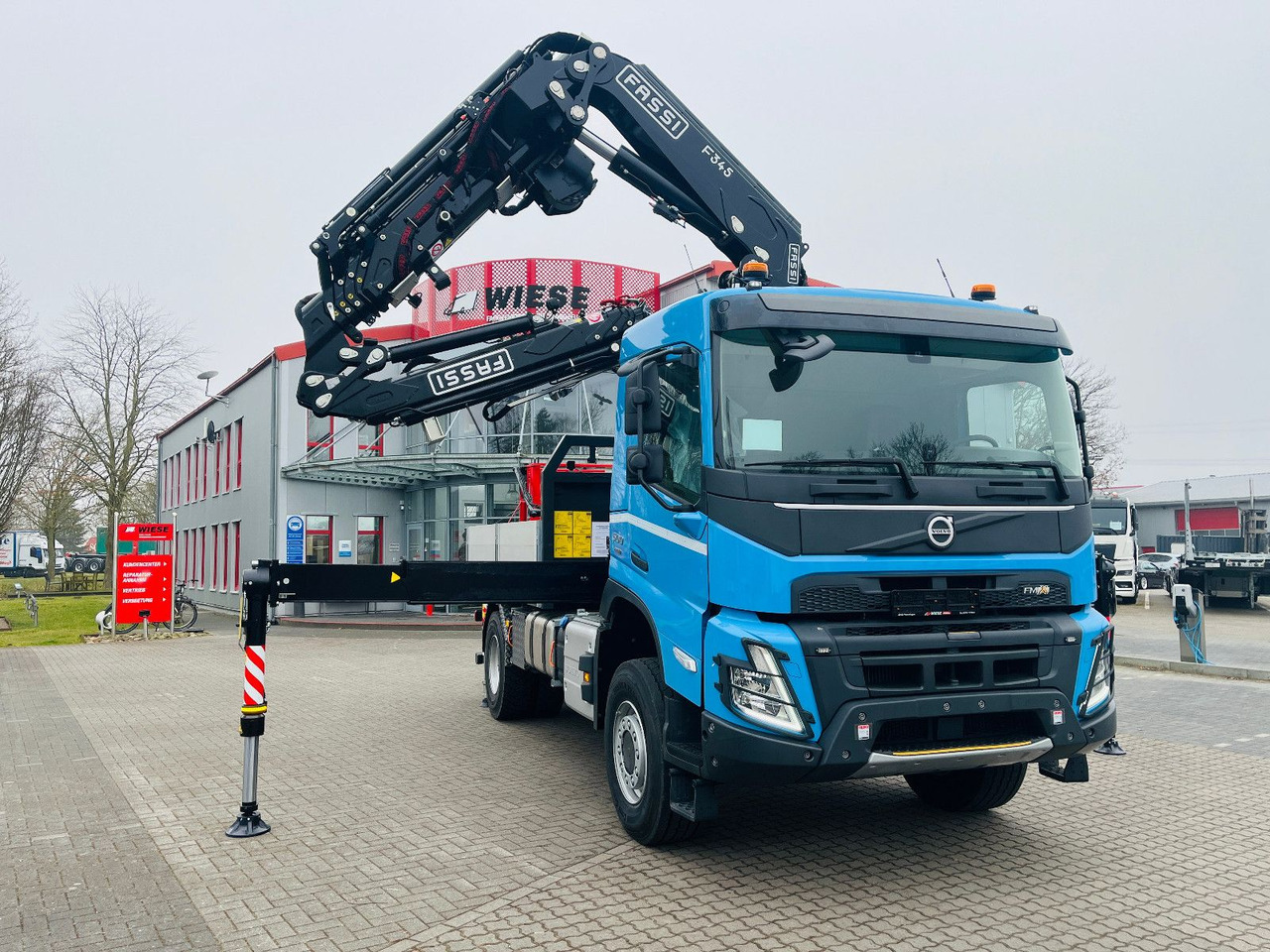 Volvo FMX 500 inkl. F345RB.2.24 & L324 +V20 & Korb - Darus autó: 5 kép. Volvo FMX 500 inkl. F345RB.2.24 & L324 +V20 & Korb - Darus autó: 5 kép.