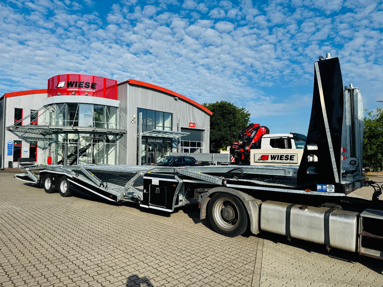 Wiese Eroglu V2 Edition Autotransporter 6-er - Félpótkocsi autószállító: 1 kép. Wiese Eroglu V2 Edition Autotransporter 6-er - Félpótkocsi autószállító: 1 kép.