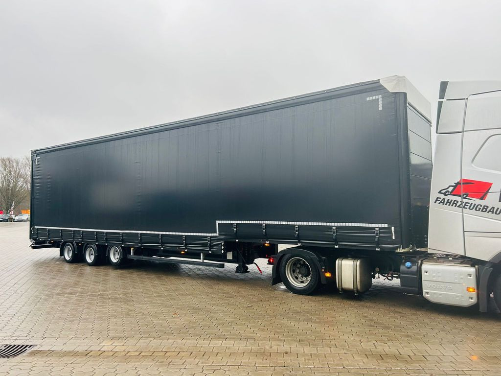 Wiese Gabelstaplertransporter Mega mit Rampen - Félpótkocsi mélybölcsős: 2 kép. Wiese Gabelstaplertransporter Mega mit Rampen - Félpótkocsi mélybölcsős: 2 kép.
