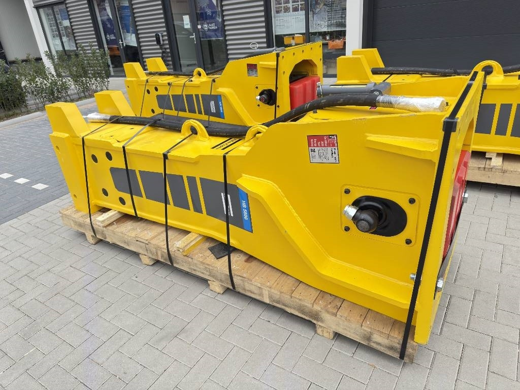 Atlas Copco Epiroc HB 5800 Dust HB5800 - Hidraulikus törőfej - Építőipari gépek: 5 kép. Atlas Copco Epiroc HB 5800 Dust HB5800 - Hidraulikus törőfej - Építőipari gépek: 5 kép.