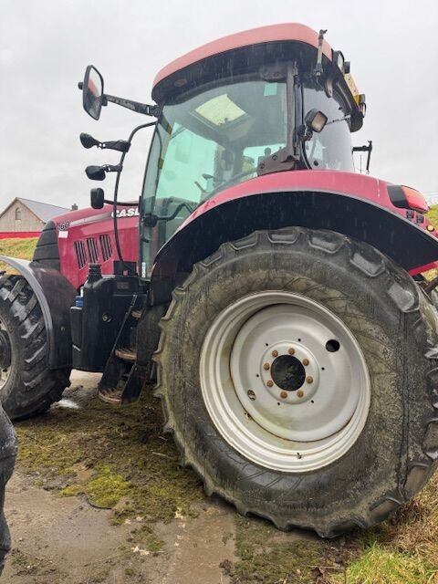 Case IH PUMA 160 POWERSHIFT - Traktor: 2 kép. Case IH PUMA 160 POWERSHIFT - Traktor: 2 kép.