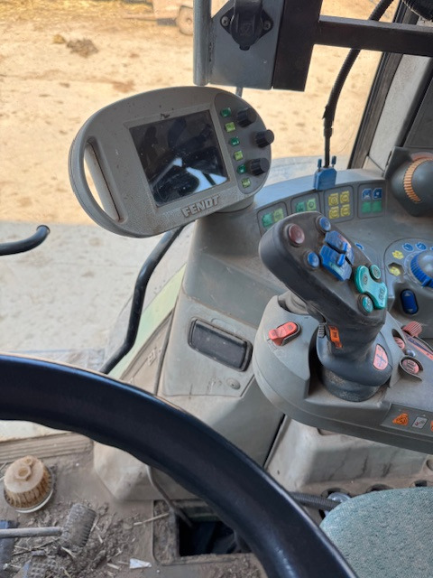 FENDT 820 VARIO - Traktor: 5 kép. FENDT 820 VARIO - Traktor: 5 kép.