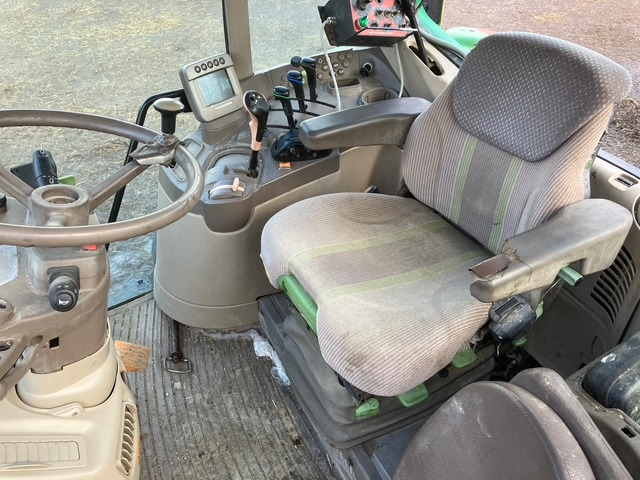 JOHN DEERE 6630 Premium - Traktor: 5 kép. JOHN DEERE 6630 Premium - Traktor: 5 kép.