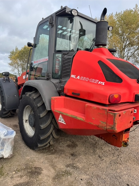 MANITOU MLA 630 125 - Villás targonca: 5 kép. MANITOU MLA 630 125 - Villás targonca: 5 kép.
