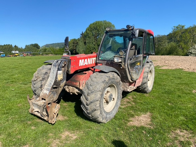 MANITOU MLT 735 120 - Villás targonca: 2 kép. MANITOU MLT 735 120 - Villás targonca: 2 kép.