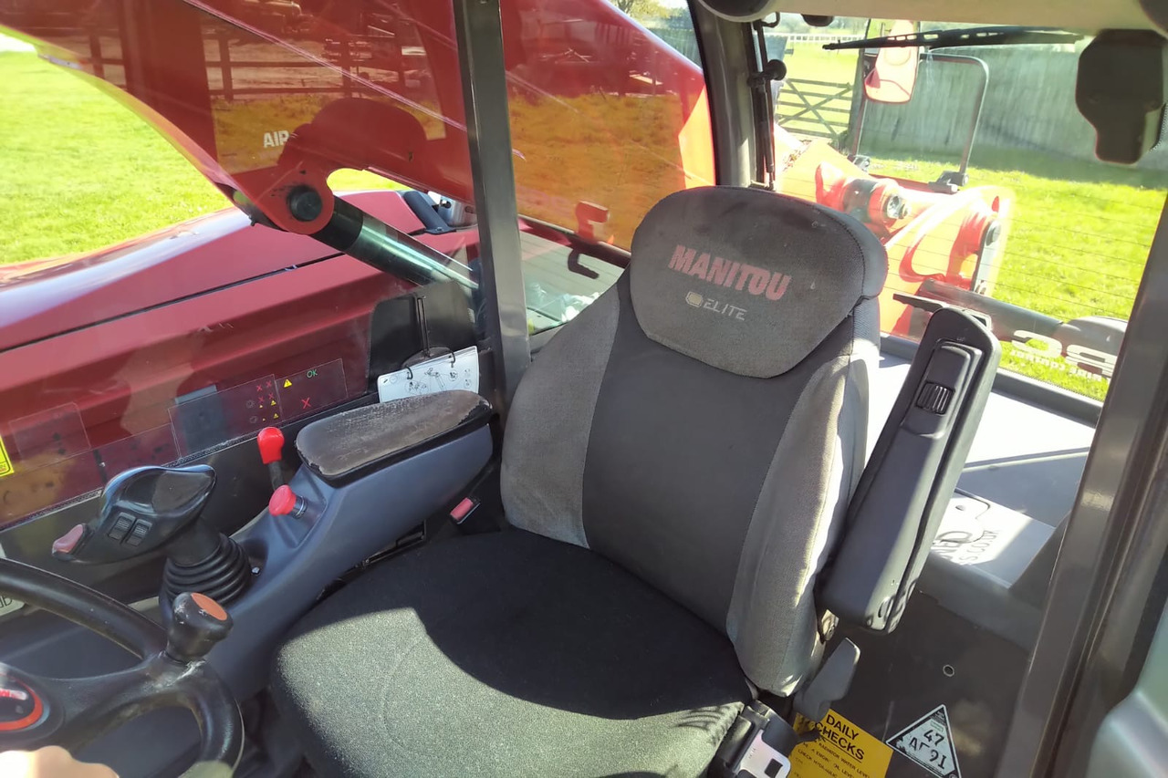 MANITOU MLT 840 137 - Teleszkópos rakodó: 3 kép. MANITOU MLT 840 137 - Teleszkópos rakodó: 3 kép.