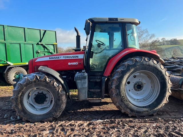 MASSEY FERGUSON 6480 DYNASHIFT - Traktor: 1 kép. MASSEY FERGUSON 6480 DYNASHIFT - Traktor: 1 kép.