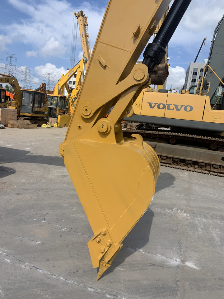 CATERPILLAR 315D2 - Lánctalpas kotró: 4 kép. CATERPILLAR 315D2 - Lánctalpas kotró: 4 kép.