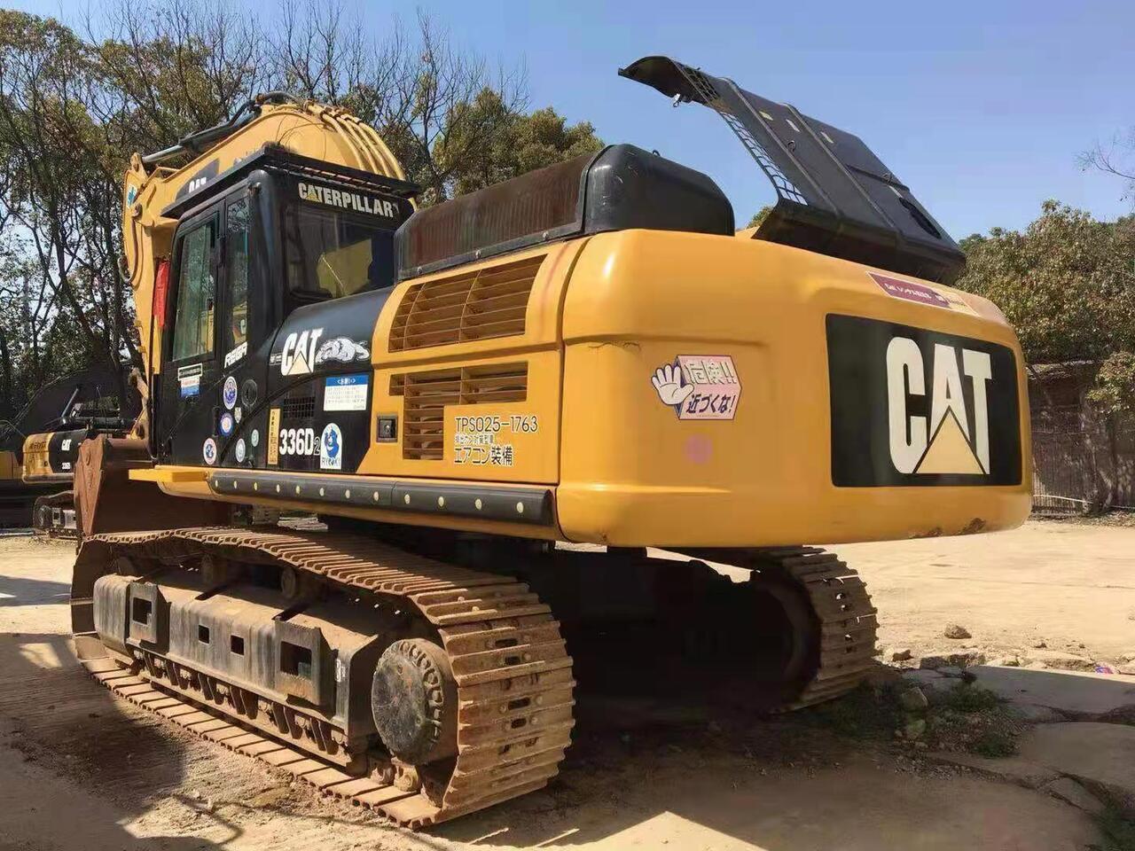 CATERPILLAR 336D2 - Lánctalpas kotró: 1 kép. CATERPILLAR 336D2 - Lánctalpas kotró: 1 kép.
