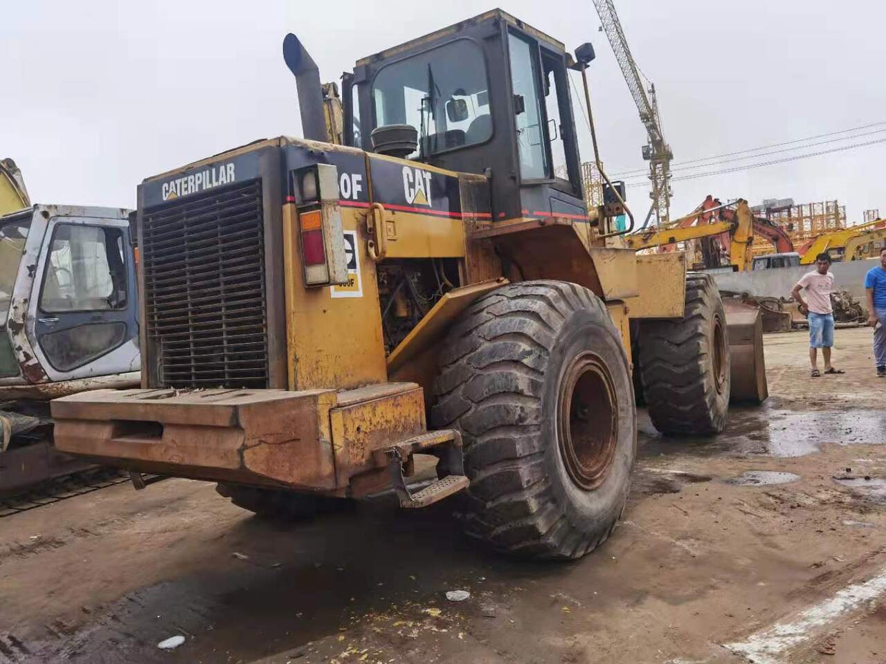 CATERPILLAR 950F -Wheel loader - Gumikerekes homlokrakodó: 3 kép. CATERPILLAR 950F -Wheel loader - Gumikerekes homlokrakodó: 3 kép.