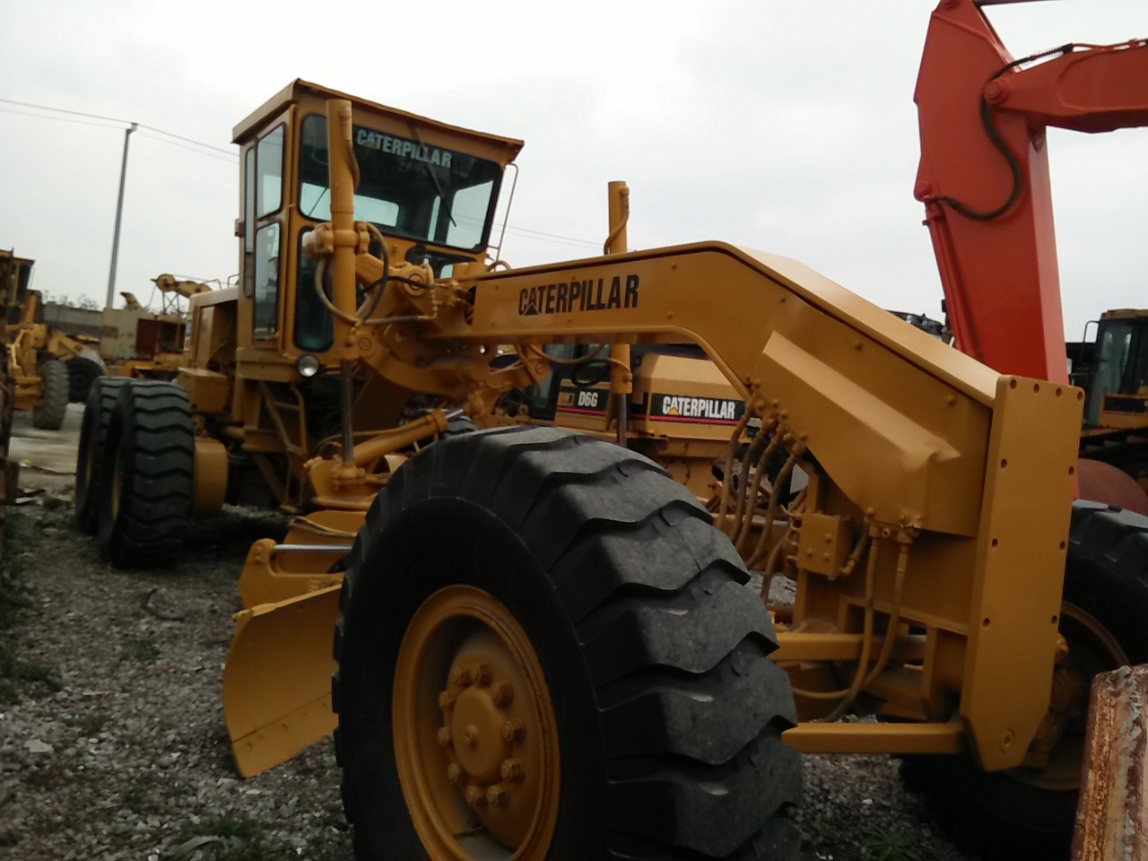 CATERPILLAR CAT-14G-Grader - Gréder: 2 kép. CATERPILLAR CAT-14G-Grader - Gréder: 2 kép.