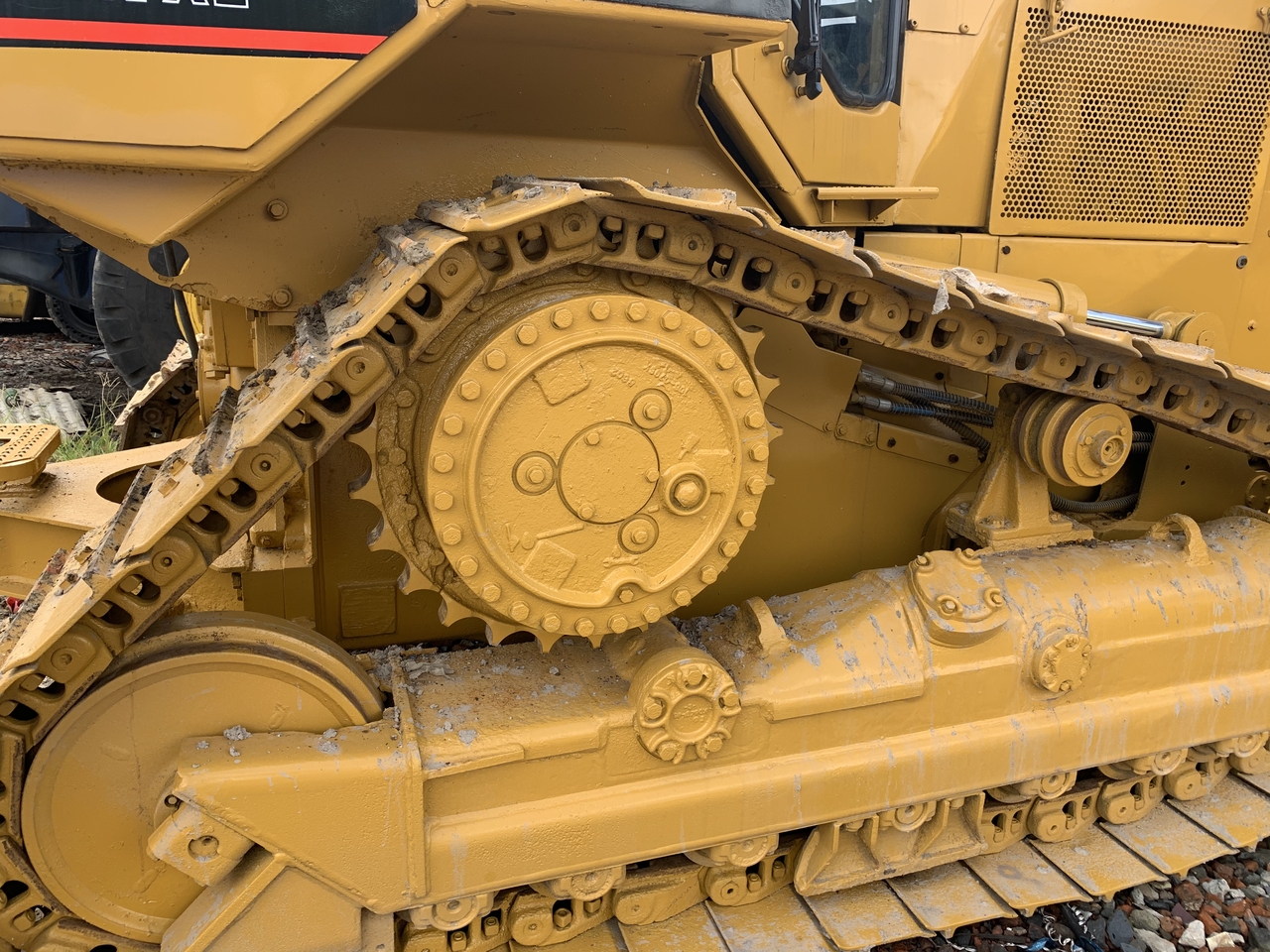 CATERPILLAR D5MXL - Buldózer: 3 kép. CATERPILLAR D5MXL - Buldózer: 3 kép.