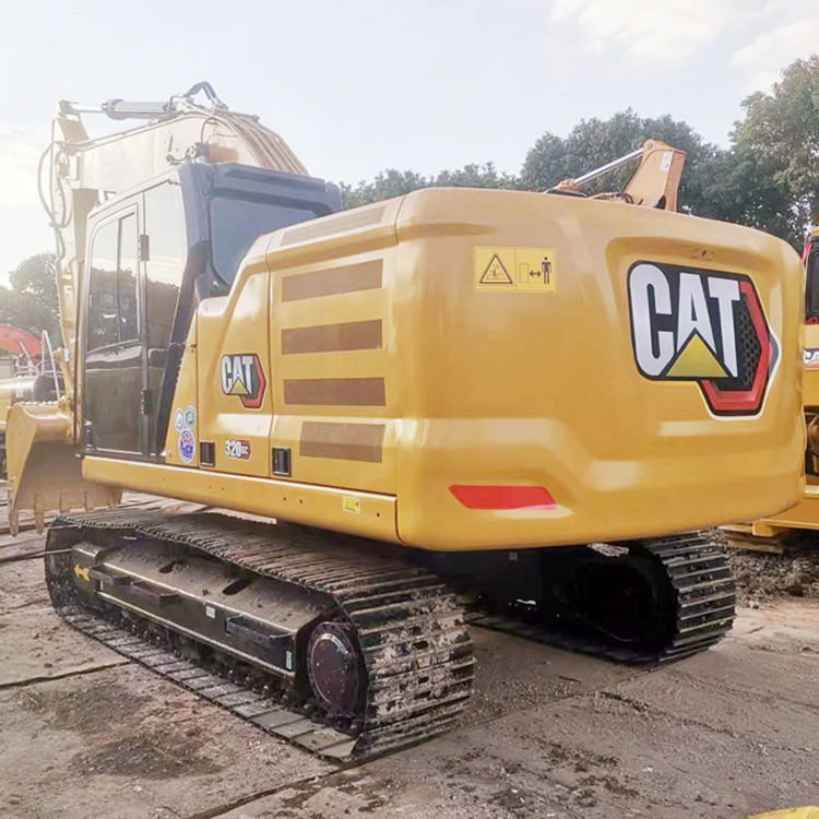 CATERPILLAR 320GC - Építőipari gépek: 2 kép. CATERPILLAR 320GC - Építőipari gépek: 2 kép.