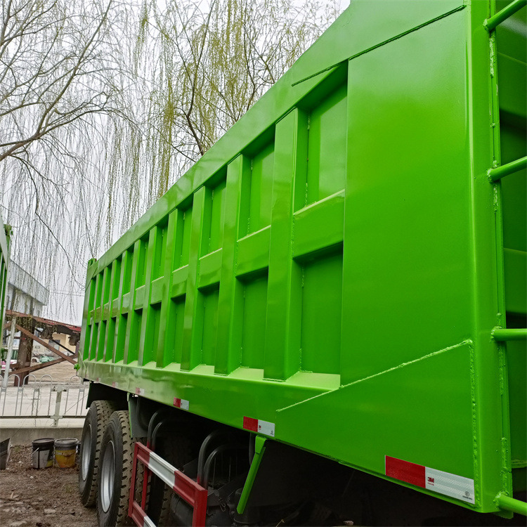 HOWO 8x4 375hp-HOWO dump truck - Billenőplatós teherautó: 3 kép. HOWO 8x4 375hp-HOWO dump truck - Billenőplatós teherautó: 3 kép.