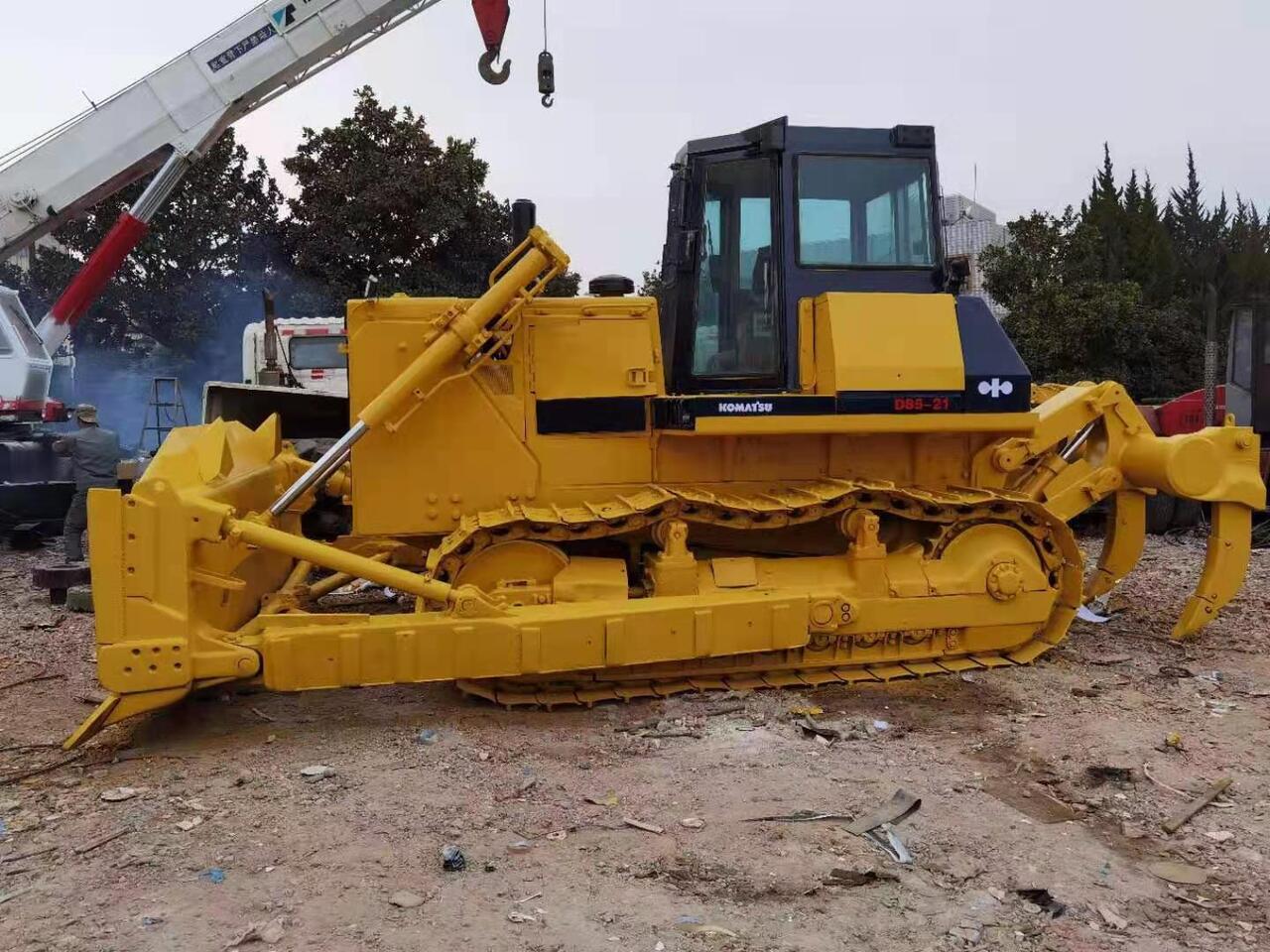 KOMATSU D85-21 - Buldózer: 1 kép. KOMATSU D85-21 - Buldózer: 1 kép.