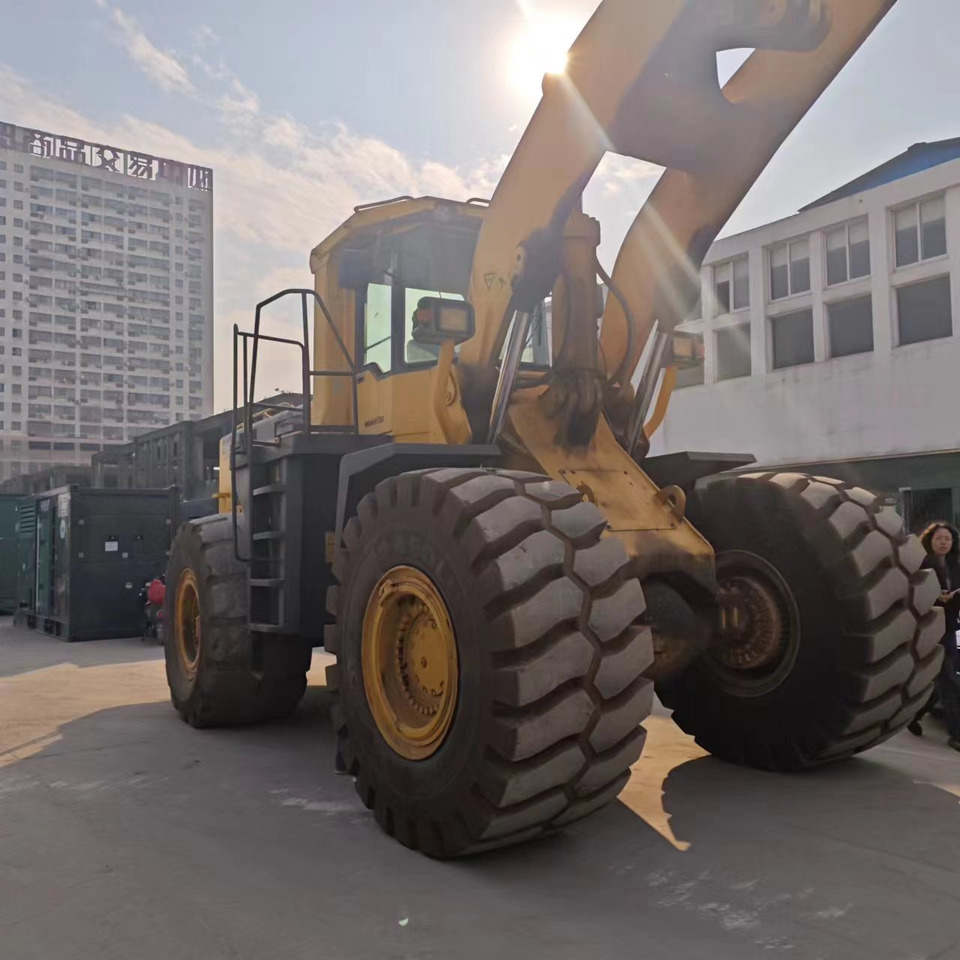 KOMATSU WA600-3 lízing KOMATSU WA600-3: 6 kép.
