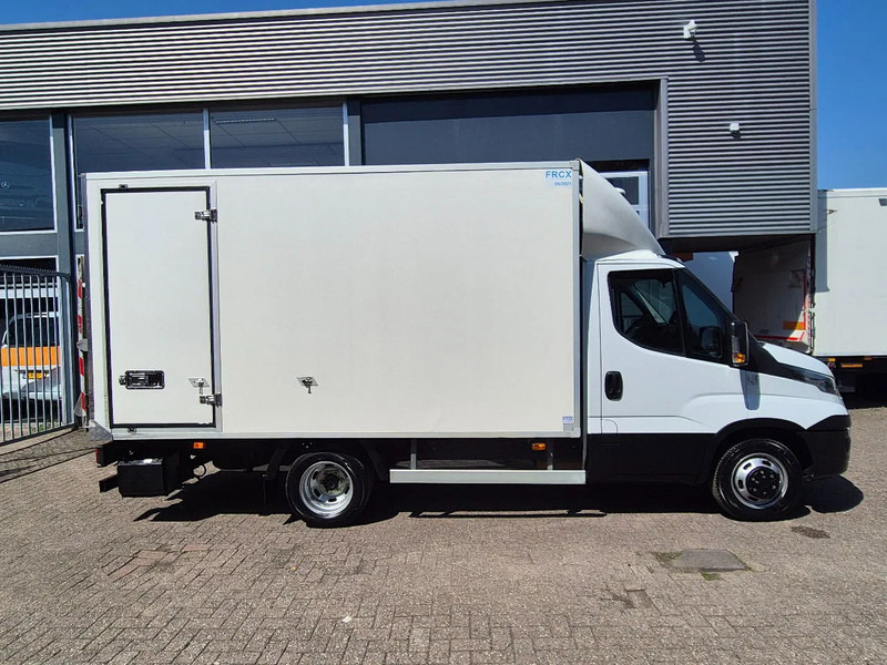 Iveco Daily 35C13 Koelkoffer Carrier Pulsor 400 -20C / +20C LBW Euro 6 - Hűtős kisteherautó: 3 kép. Iveco Daily 35C13 Koelkoffer Carrier Pulsor 400 -20C / +20C LBW Euro 6 - Hűtős kisteherautó: 3 kép.