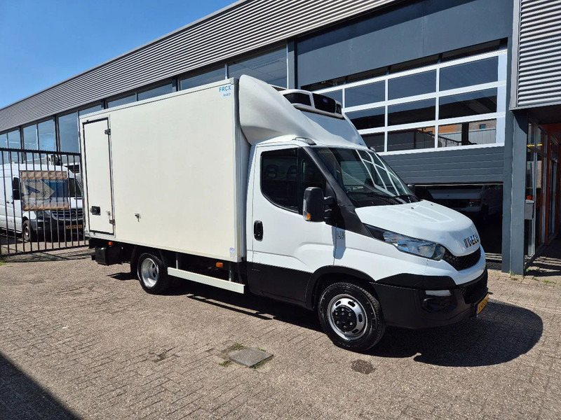 Iveco Daily 35C13 Koelkoffer Carrier Pulsor 400 -20C / +20C LBW Euro 6 - Hűtős kisteherautó: 1 kép. Iveco Daily 35C13 Koelkoffer Carrier Pulsor 400 -20C / +20C LBW Euro 6 - Hűtős kisteherautó: 1 kép.