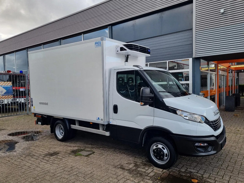 Iveco Daily 35C14 Koelkoffer LBW Xarios 350 st 230V Euro 6 - Hűtős kisteherautó: 1 kép. Iveco Daily 35C14 Koelkoffer LBW Xarios 350 st 230V Euro 6 - Hűtős kisteherautó: 1 kép.