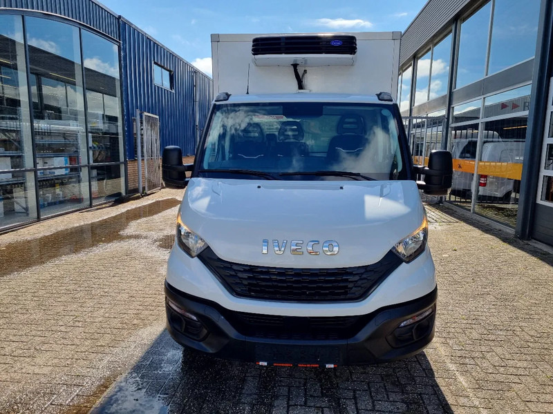 Iveco Daily 35C16 3.0D Koelkoffer LBW Xarios 350 st 230V Euro 6 - Hűtős kisteherautó: 3 kép. Iveco Daily 35C16 3.0D Koelkoffer LBW Xarios 350 st 230V Euro 6 - Hűtős kisteherautó: 3 kép.