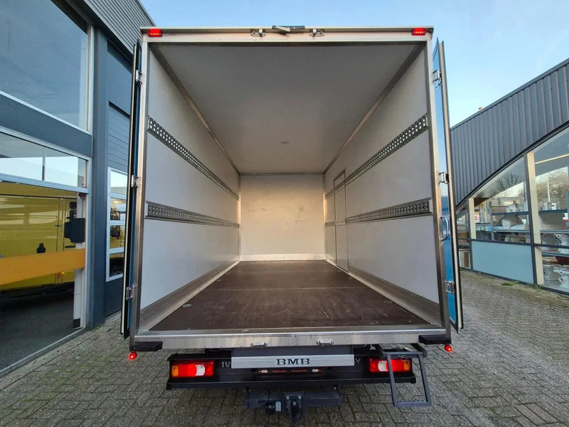 Dobozos kisteherautó Iveco Daily 35S18 3.0D Koffer/ Xenon/ Airco: 11 kép.