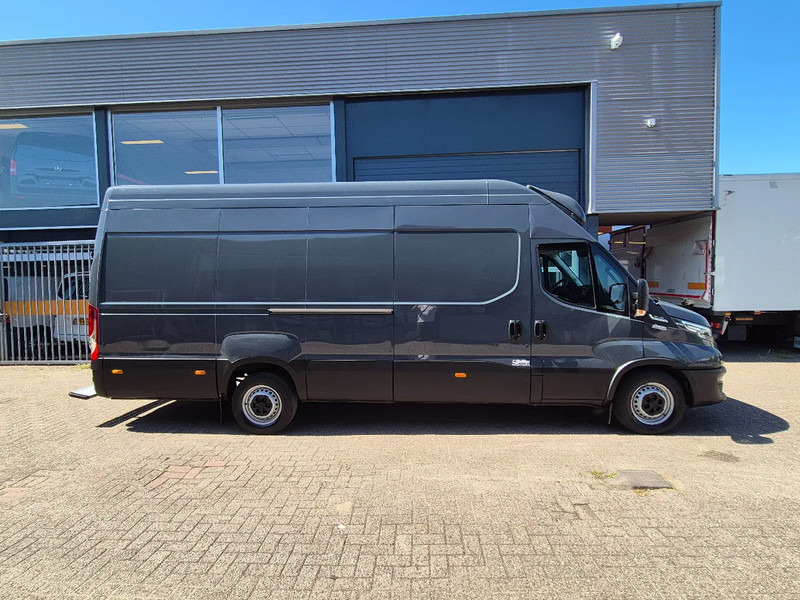 Iveco Daily 35S18 L4H3/ Fleischwagen/ Meattransport/ TK C 450 MAX - Hűtős kisteherautó: 2 kép. Iveco Daily 35S18 L4H3/ Fleischwagen/ Meattransport/ TK C 450 MAX - Hűtős kisteherautó: 2 kép.
