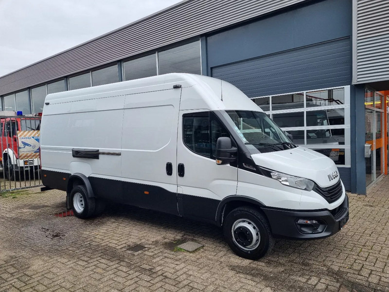 Iveco Daily 70C18 3.0D L4H3 Hi-Matic Euro 6 GVW 7000 kg - Furgon: 1 kép. Iveco Daily 70C18 3.0D L4H3 Hi-Matic Euro 6 GVW 7000 kg - Furgon: 1 kép.
