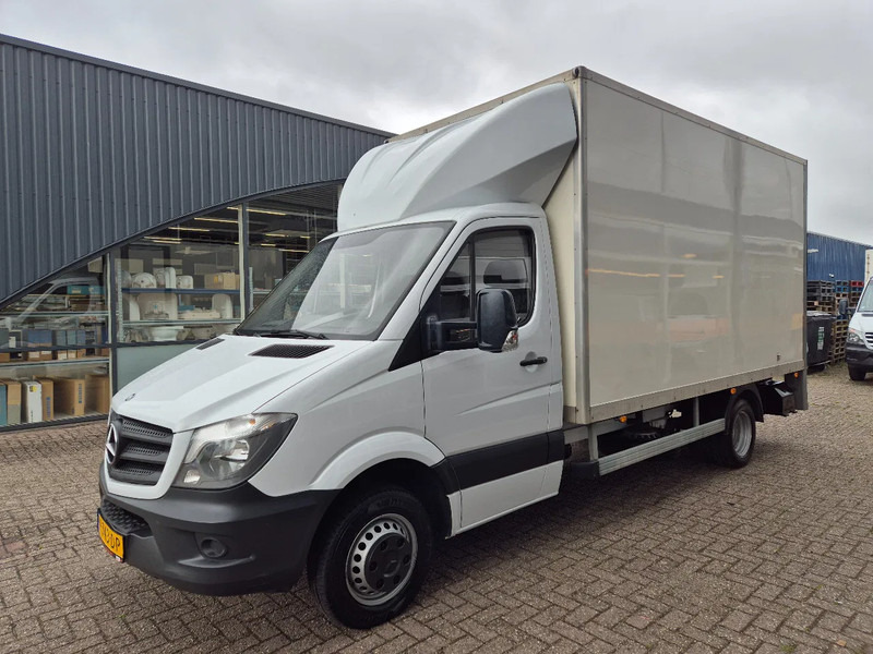 Mercedes-Benz Sprinter 513 CDI/ Bakwagen/ 20 KUB/ Laadklep - Dobozos kisteherautó: 5 kép. Mercedes-Benz Sprinter 513 CDI/ Bakwagen/ 20 KUB/ Laadklep - Dobozos kisteherautó: 5 kép.