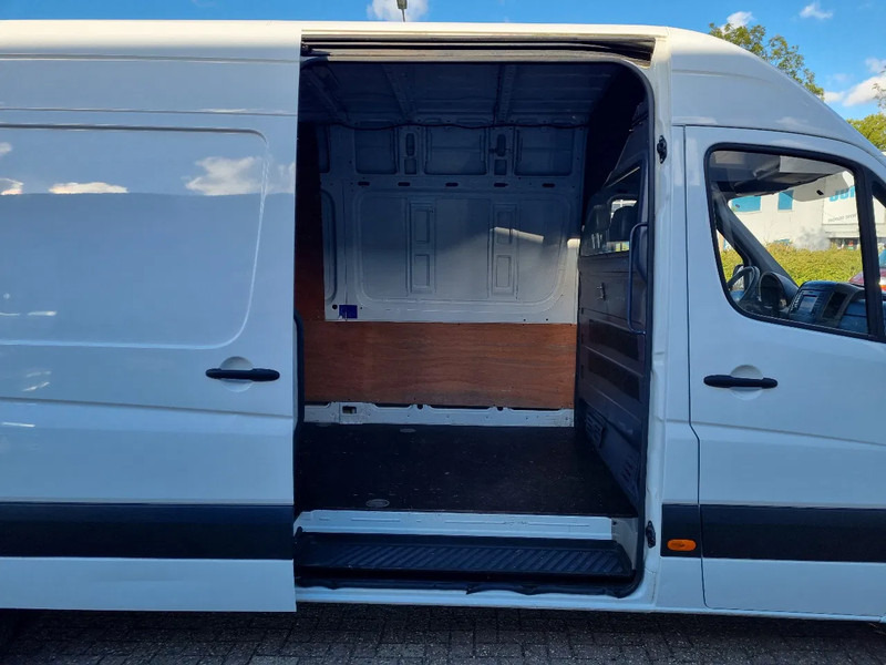 Furgon Mercedes-Benz Sprinter 516 CDI MAXI/ Automaat / 2.2 CDI 163 PK: 17 kép. Furgon Mercedes-Benz Sprinter 516 CDI MAXI/ Automaat / 2.2 CDI 163 PK: 17 kép.