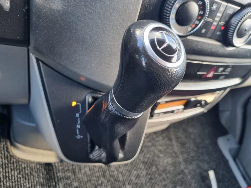 Furgon Mercedes-Benz Sprinter 516 CDI MAXI/ Automaat / 2.2 CDI 163 PK: 10 kép. Furgon Mercedes-Benz Sprinter 516 CDI MAXI/ Automaat / 2.2 CDI 163 PK: 10 kép.