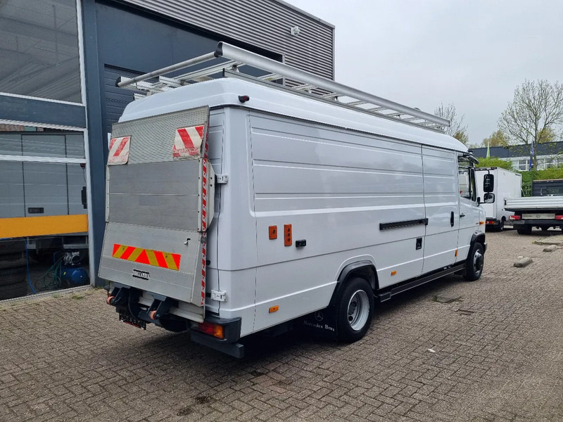 Mercedes-Benz Vario 813 L3H2 MAXI EURO 5/ Taillift/ Roofrack - Furgon: 2 kép. Mercedes-Benz Vario 813 L3H2 MAXI EURO 5/ Taillift/ Roofrack - Furgon: 2 kép.