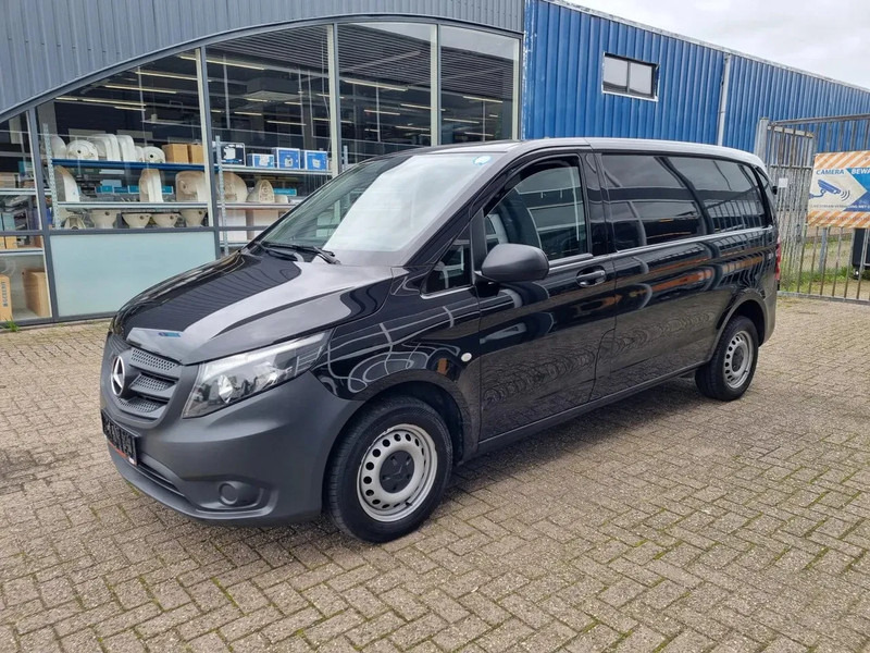 Mercedes-Benz Vito 114 CDI/ Airco/ Navi/ E6 - Kis furgon: 4 kép. Mercedes-Benz Vito 114 CDI/ Airco/ Navi/ E6 - Kis furgon: 4 kép.