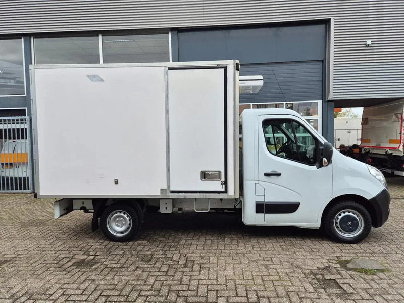 Opel Movano 2.3 CDTI Kuhlkoffer Carrier Viento 350 Euro 5B - Hűtős kisteherautó: 2 kép. Opel Movano 2.3 CDTI Kuhlkoffer Carrier Viento 350 Euro 5B - Hűtős kisteherautó: 2 kép.