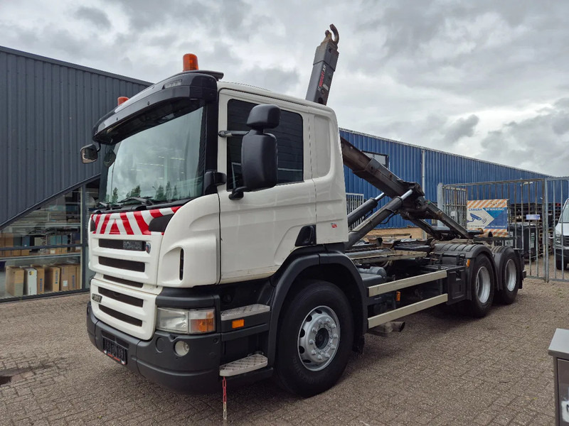 Scania P360 6X2 Containersysteem/ 21T Multilift/ Adjustable Hook - Horgos rakodó teherautó: 5 kép. Scania P360 6X2 Containersysteem/ 21T Multilift/ Adjustable Hook - Horgos rakodó teherautó: 5 kép.