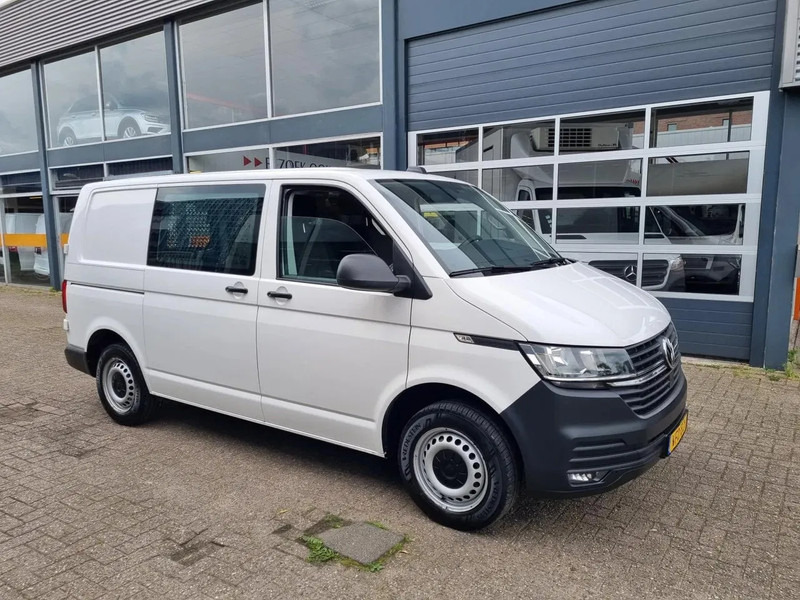 Volkswagen Transporter 2.0 TDI 150 PK DSG Automaat Euro 6 - Kis furgon: 1 kép. Volkswagen Transporter 2.0 TDI 150 PK DSG Automaat Euro 6 - Kis furgon: 1 kép.
