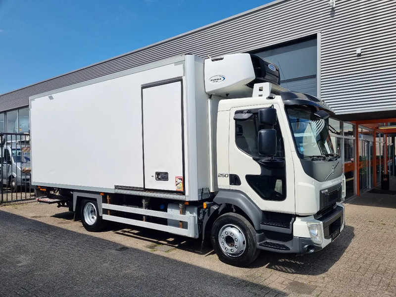 Volvo FL 250 Carrier 750MT ATP Zwischenwand LBW Euro 6 - Hűtős teherautó: 1 kép. Volvo FL 250 Carrier 750MT ATP Zwischenwand LBW Euro 6 - Hűtős teherautó: 1 kép.