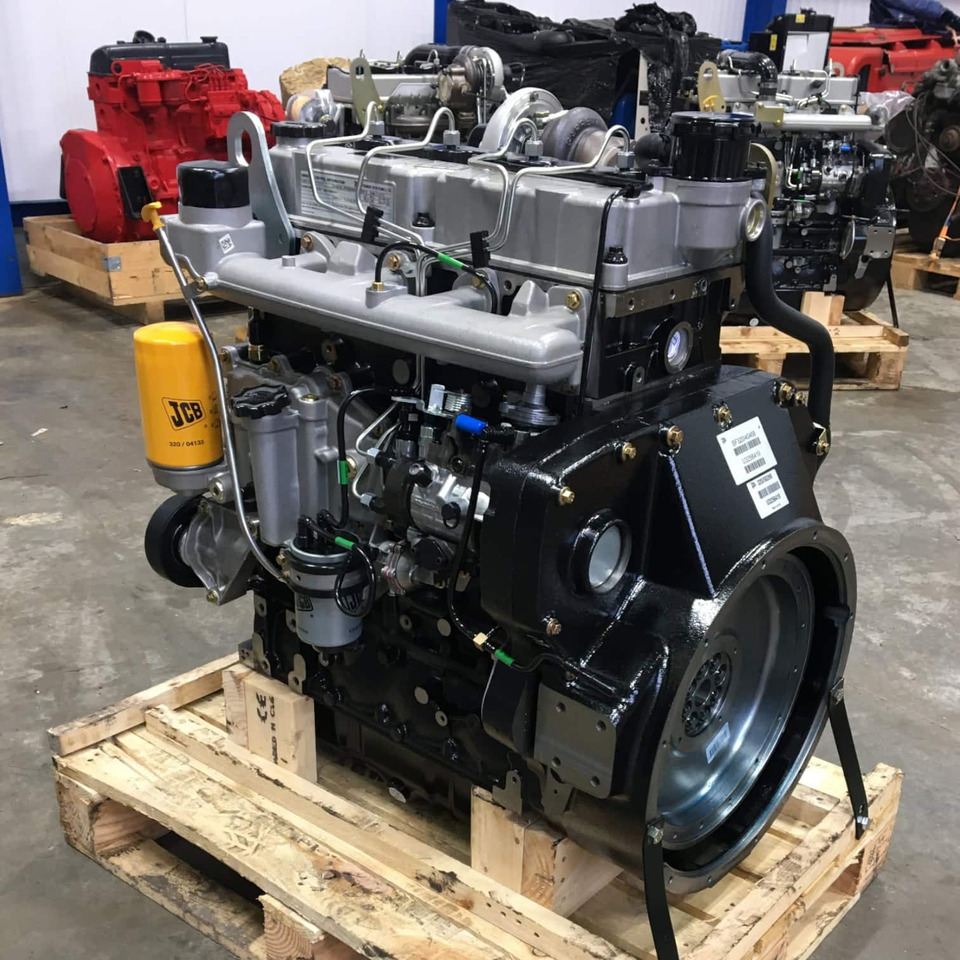 JCB 444 74kW TCA 12V Tier 3 Engine - Motor: 2 kép. JCB 444 74kW TCA 12V Tier 3 Engine - Motor: 2 kép.