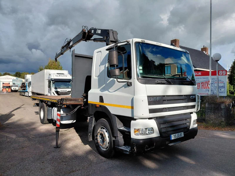 DAF CF 85.430 4x2 Plato Crane - Darus autó: 2 kép. DAF CF 85.430 4x2 Plato Crane - Darus autó: 2 kép.