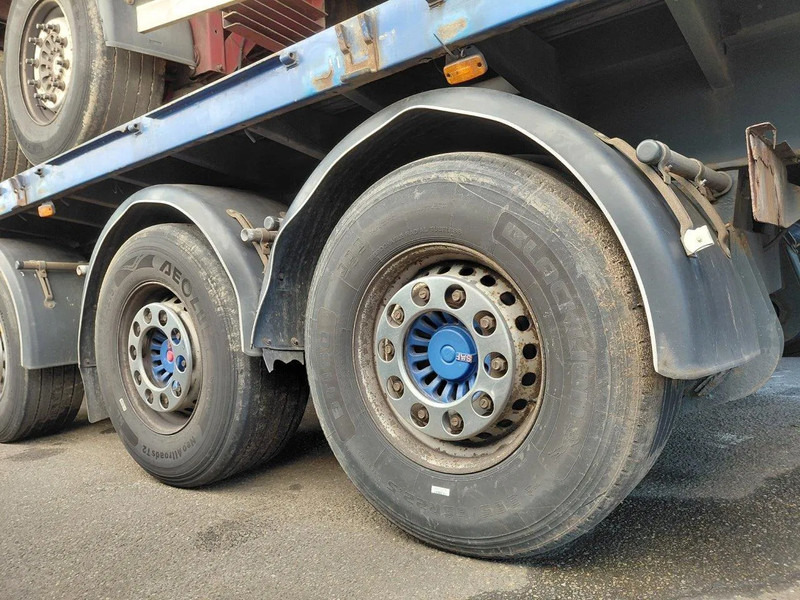 Platós félpótkocsi Kwb 4 AXLE HOLLAND TRAILER 41180 KG LOADING CAPACITY: 7 kép. Platós félpótkocsi Kwb 4 AXLE HOLLAND TRAILER 41180 KG LOADING CAPACITY: 7 kép.