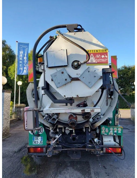 MAN 33 33.360 - Szippantós autó: 4 kép. MAN 33 33.360 - Szippantós autó: 4 kép.