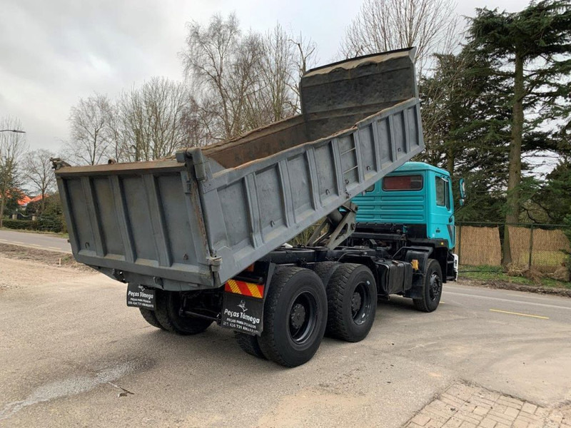 MAN 33.372 6X4 KIPPER MANUAL ZF GEARBOX - Billenőplatós teherautó: 3 kép. MAN 33.372 6X4 KIPPER MANUAL ZF GEARBOX - Billenőplatós teherautó: 3 kép.