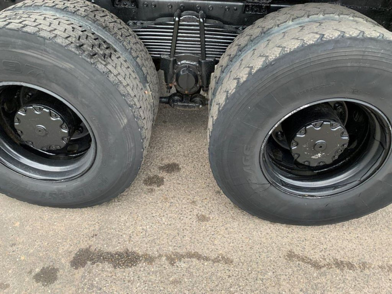 MAN 33.372 6X4 KIPPER MANUAL ZF GEARBOX - Billenőplatós teherautó: 5 kép. MAN 33.372 6X4 KIPPER MANUAL ZF GEARBOX - Billenőplatós teherautó: 5 kép.