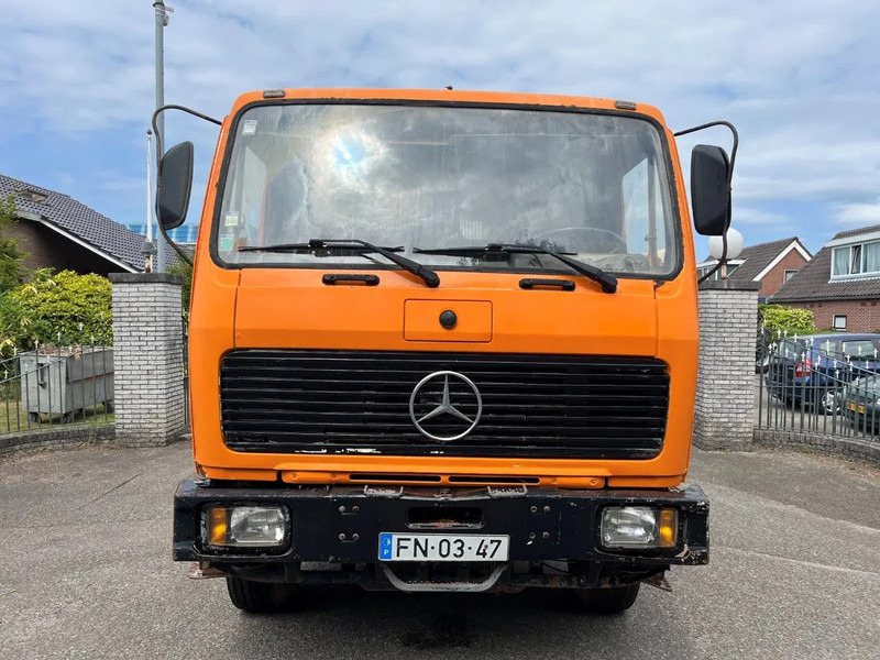 Mercedes-Benz SK 2628 6X4 FULL STEEL SPRING KIPPER MANUAL GEARBOX - Billenőplatós teherautó: 2 kép. Mercedes-Benz SK 2628 6X4 FULL STEEL SPRING KIPPER MANUAL GEARBOX - Billenőplatós teherautó: 2 kép.