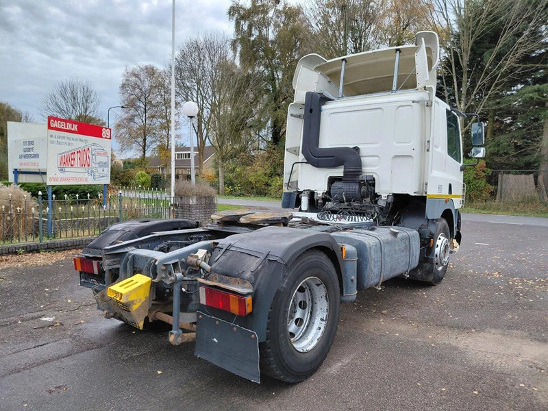 DAF CF 85.430 MANUAL ZF GEARBOX 4x2 Truckhead !! EURO 3 Engine !! - Nyergesvontató: 3 kép. DAF CF 85.430 MANUAL ZF GEARBOX 4x2 Truckhead !! EURO 3 Engine !! - Nyergesvontató: 3 kép.