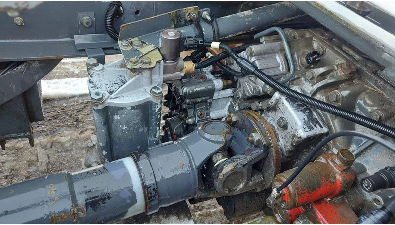 Nyergesvontató DAF XF 95.430 EURO 2 MANUAL GEARBOX: 10 kép. Nyergesvontató DAF XF 95.430 EURO 2 MANUAL GEARBOX: 10 kép.