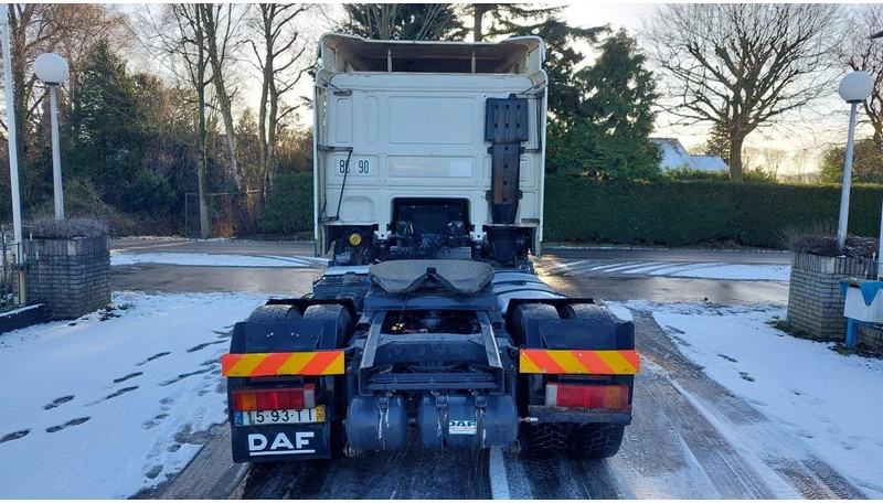 Nyergesvontató DAF XF 95.430 EURO 2 MANUAL GEARBOX: 6 kép. Nyergesvontató DAF XF 95.430 EURO 2 MANUAL GEARBOX: 6 kép.