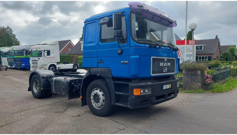MAN 19.403 MANUAL GEARBOX - Nyergesvontató: 2 kép. MAN 19.403 MANUAL GEARBOX - Nyergesvontató: 2 kép.