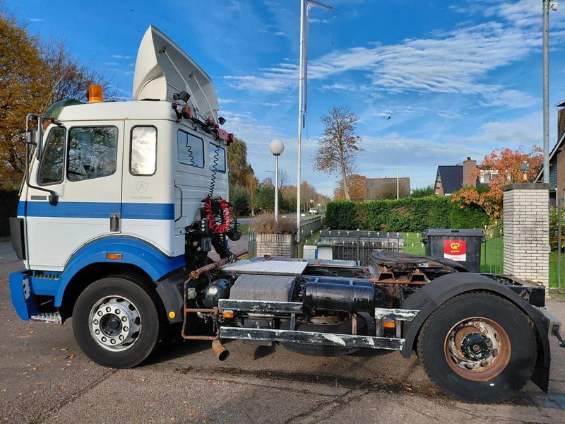 Mercedes-Benz SK 1927 NL Truckhead - Nyergesvontató: 5 kép. Mercedes-Benz SK 1927 NL Truckhead - Nyergesvontató: 5 kép.