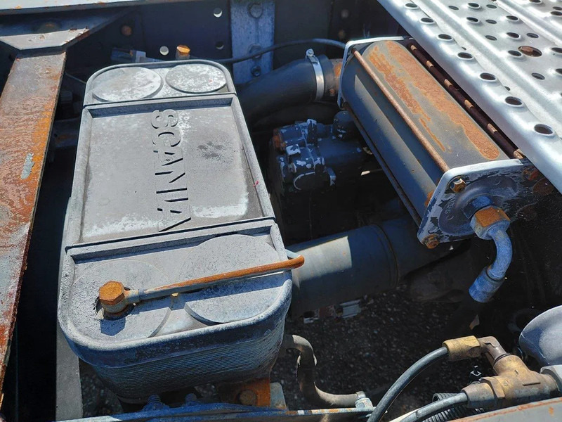 Scania P124-420 MANUAL + RETARDER !!!! 2 PIPES !!!! - Nyergesvontató: 5 kép. Scania P124-420 MANUAL + RETARDER !!!! 2 PIPES !!!! - Nyergesvontató: 5 kép.